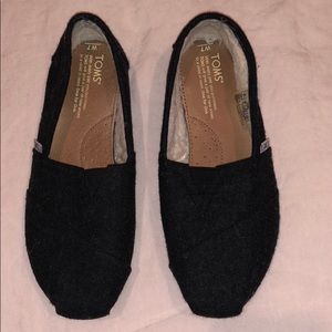 Toms shoes
